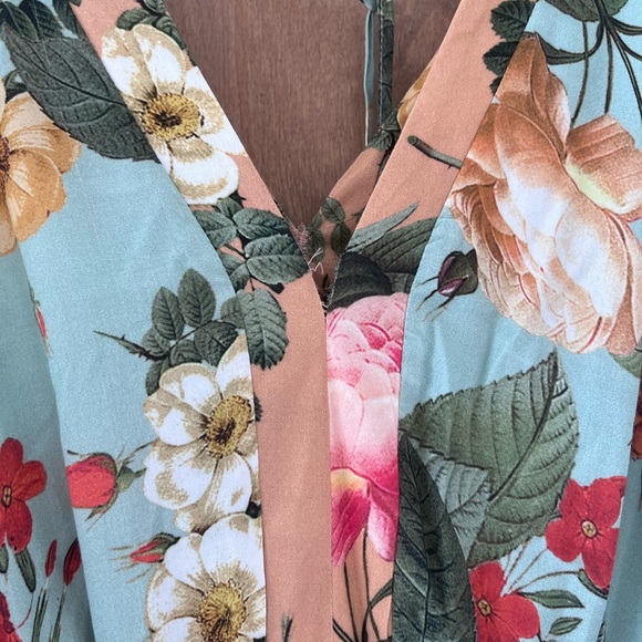 Elegant floral maxi dress - Picture 4 of 5